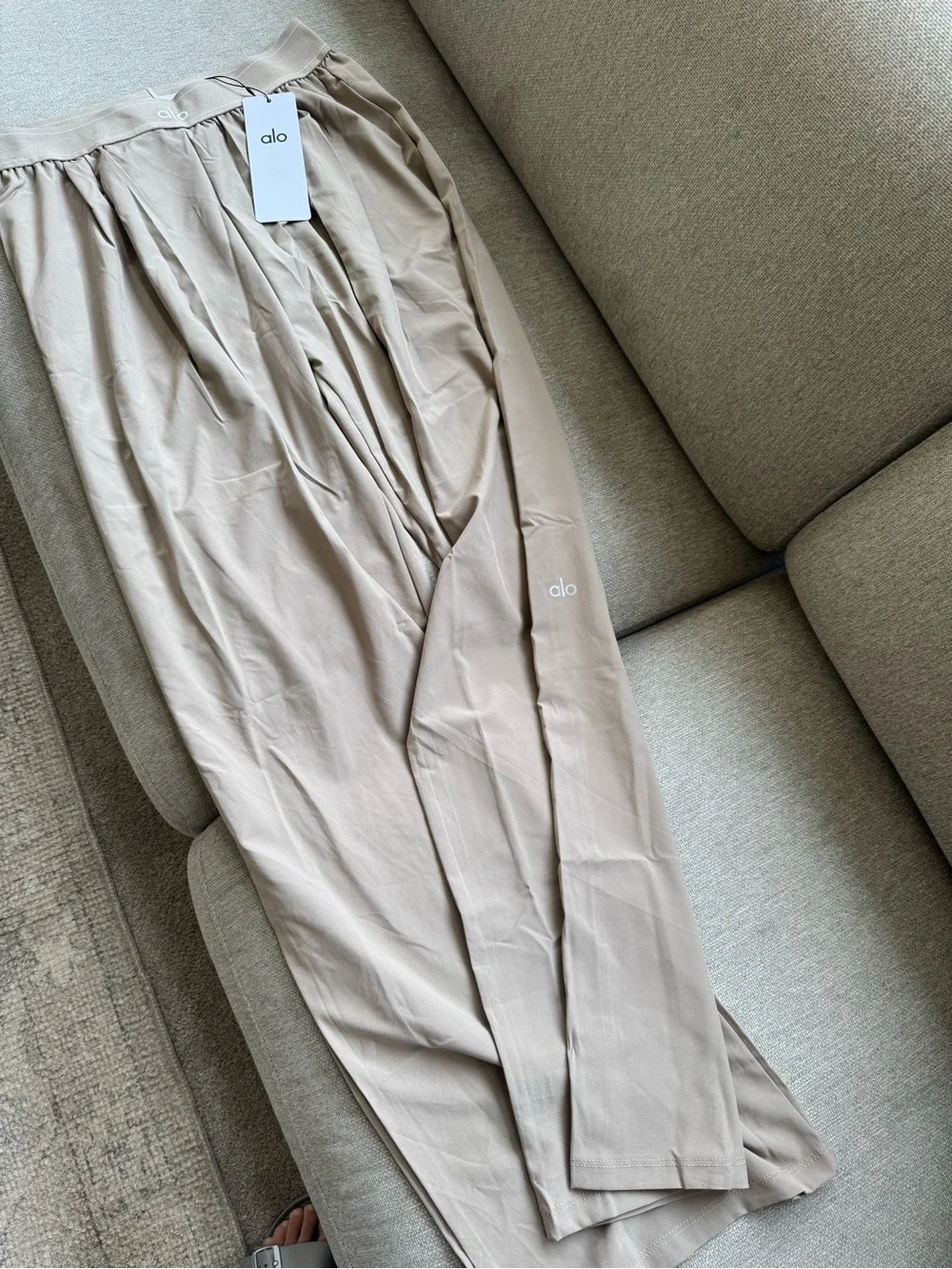 Alo woman Tan Active pants